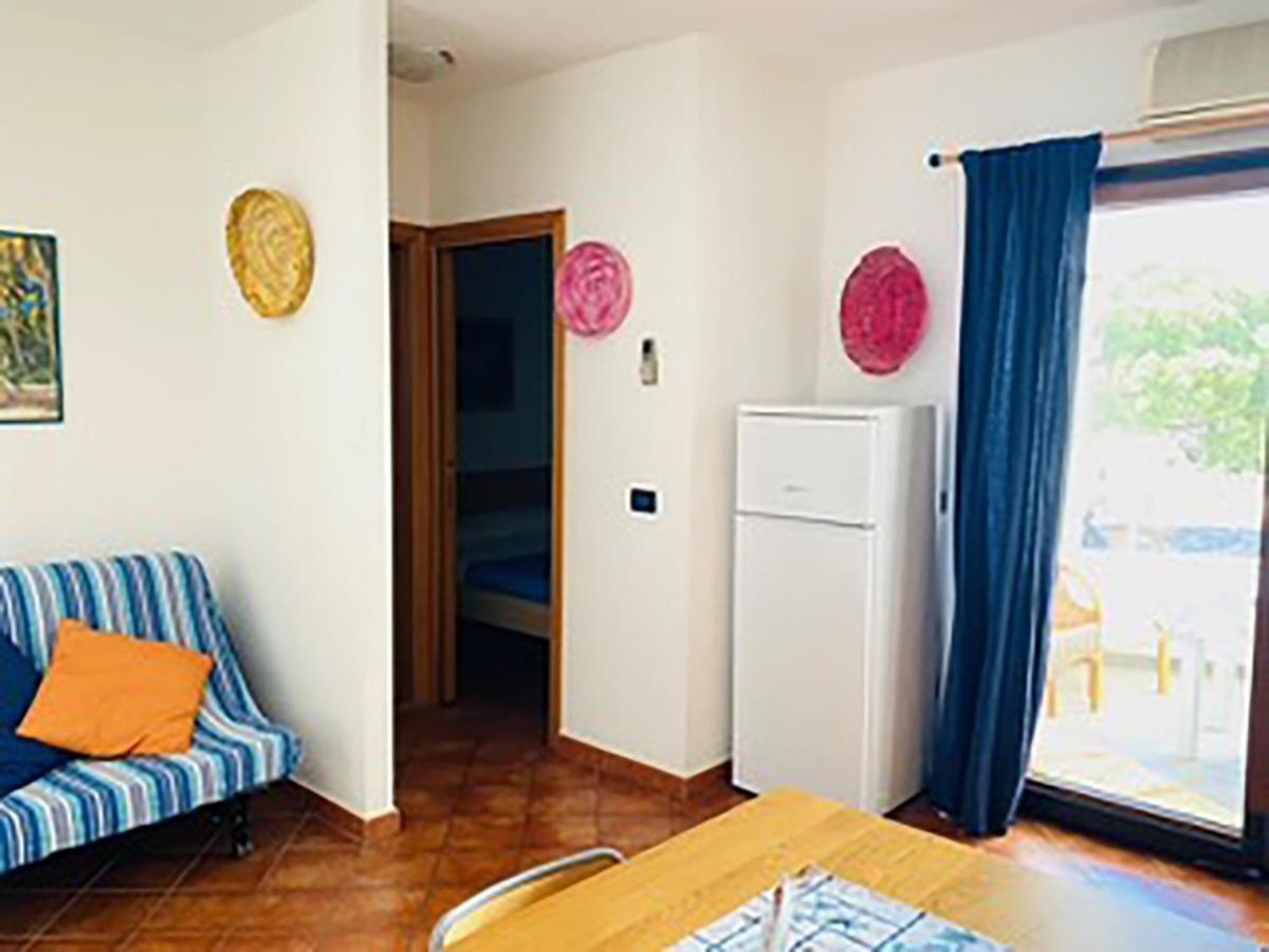 Апарт готель Le Residenze Blu Sardinia Ла-Калетта Екстер'єр фото