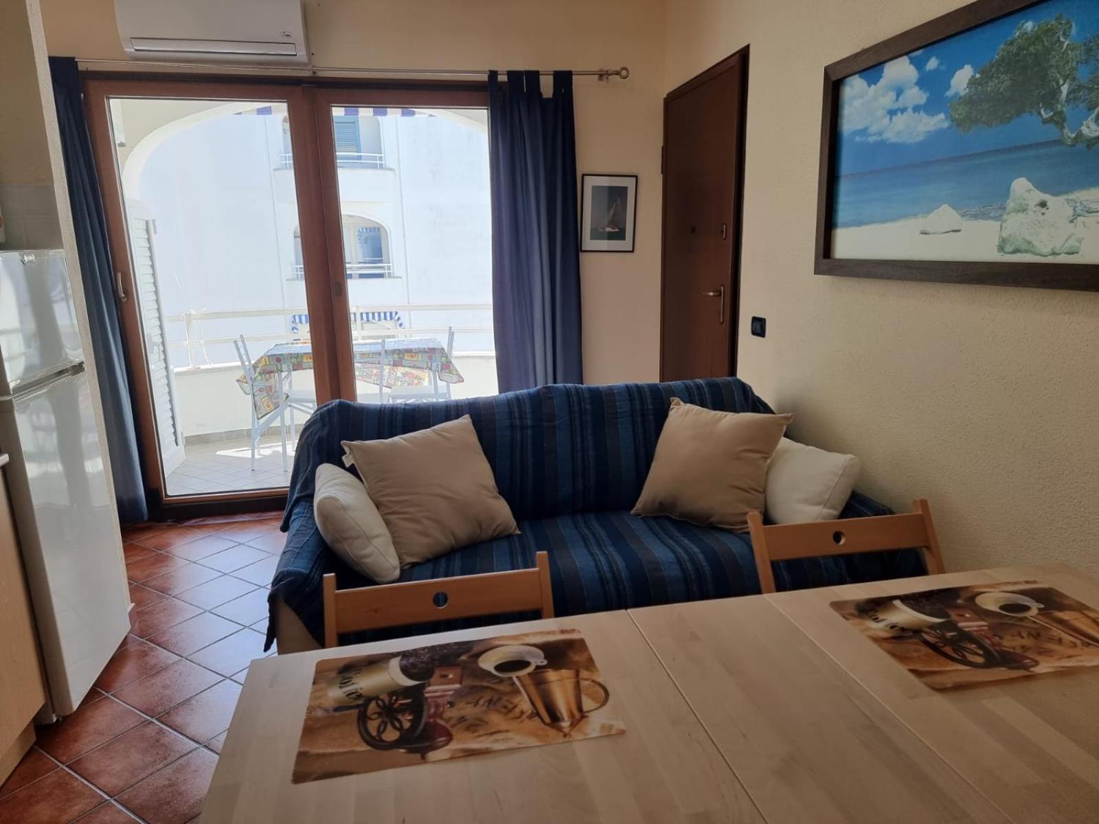 Апарт готель Le Residenze Blu Sardinia Ла-Калетта Екстер'єр фото
