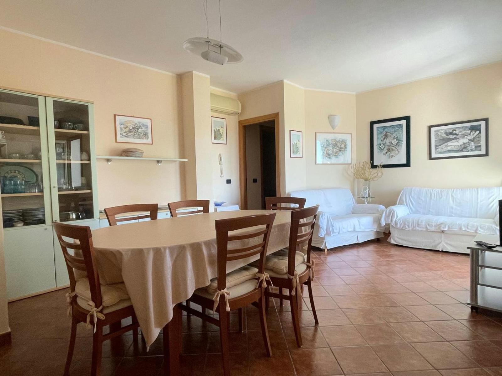 Апарт готель Le Residenze Blu Sardinia Ла-Калетта Екстер'єр фото
